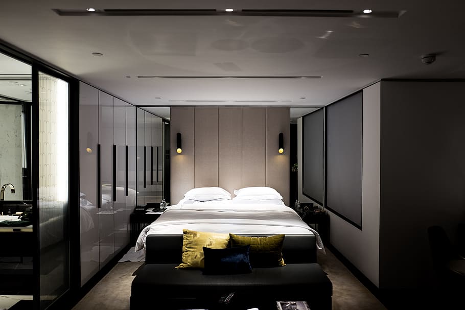 bed-bedroom-contemporary-floor